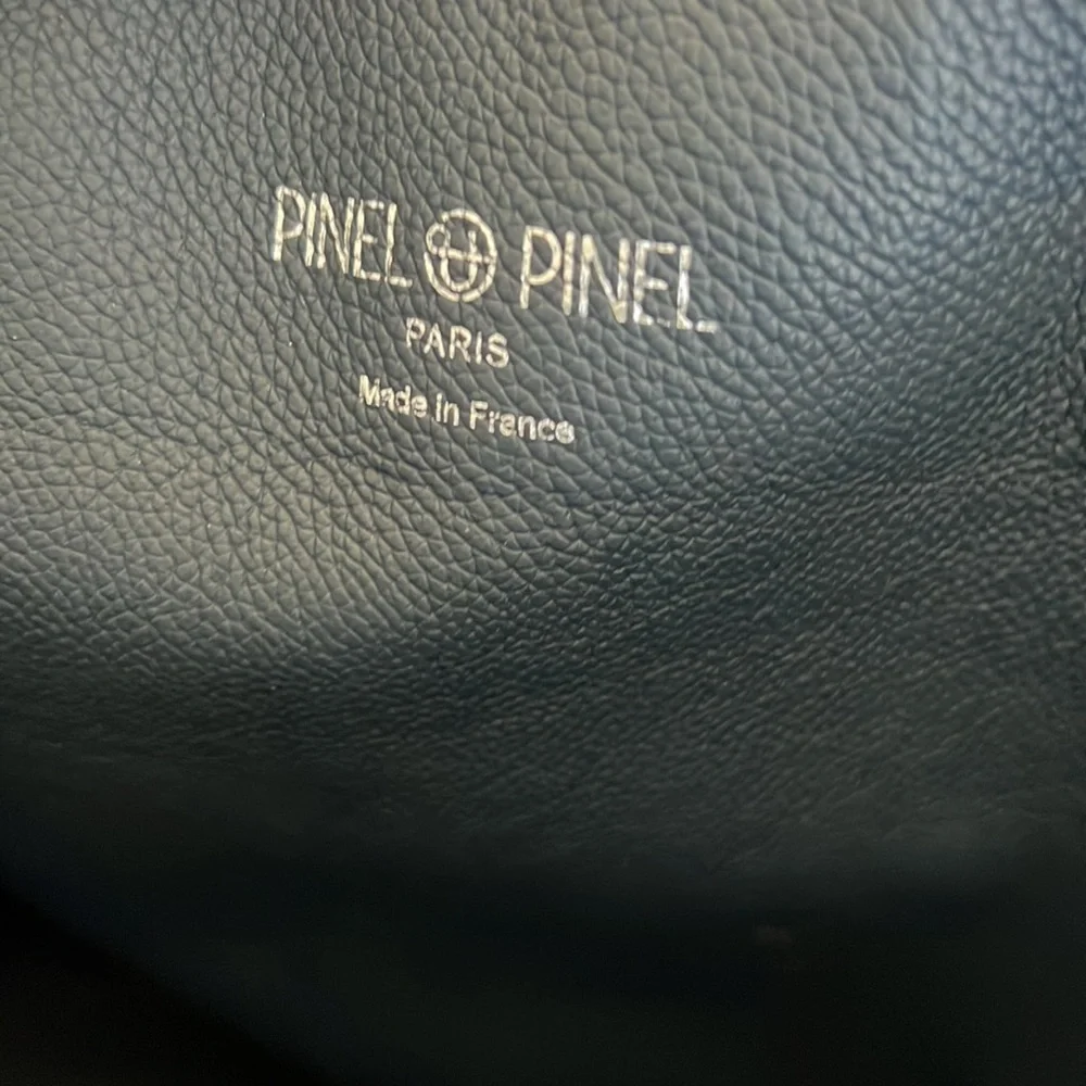 Rare. Pinel et Pinel Signature Tote - Picture 4 of 7